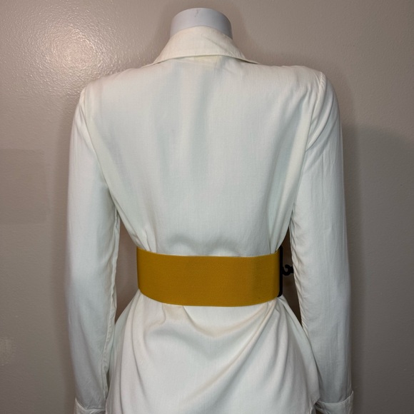 Yellow statement satin flower wide elastic waistband belt - Picture 5 of 9